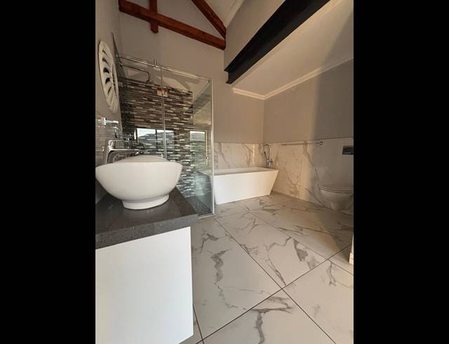 3 BEDROOM CLUSTER FOR SALE IN THE ISLANDS ESTATES